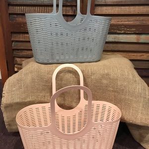 Tote bags